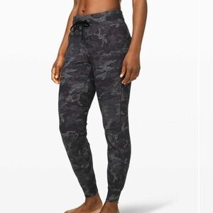 Lululemon High Rise Ready To Rulu Pant Camo Print Size 4